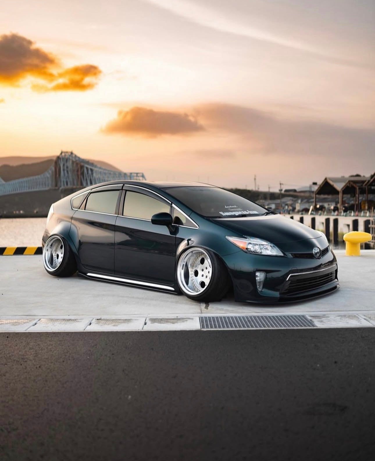 * AIRSPEC TOYOTA PRIUS AIRSTRUTS.